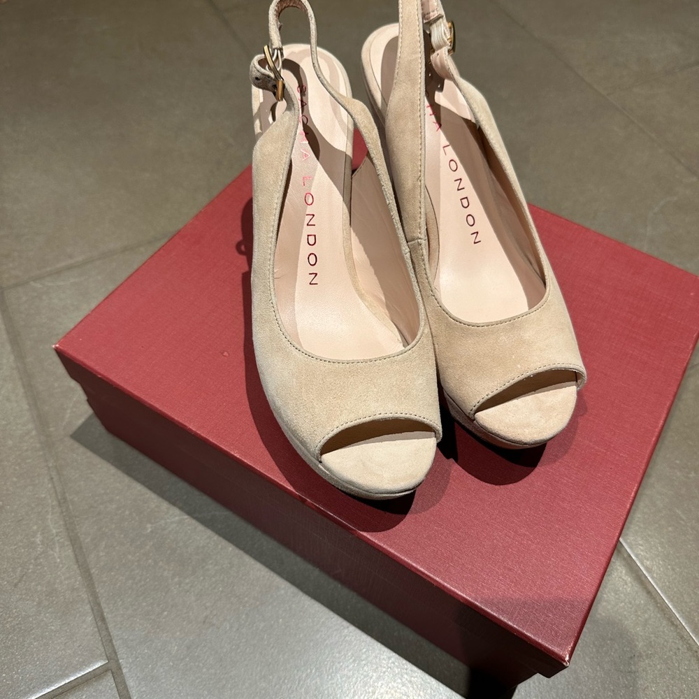 Sasha London sling back platform